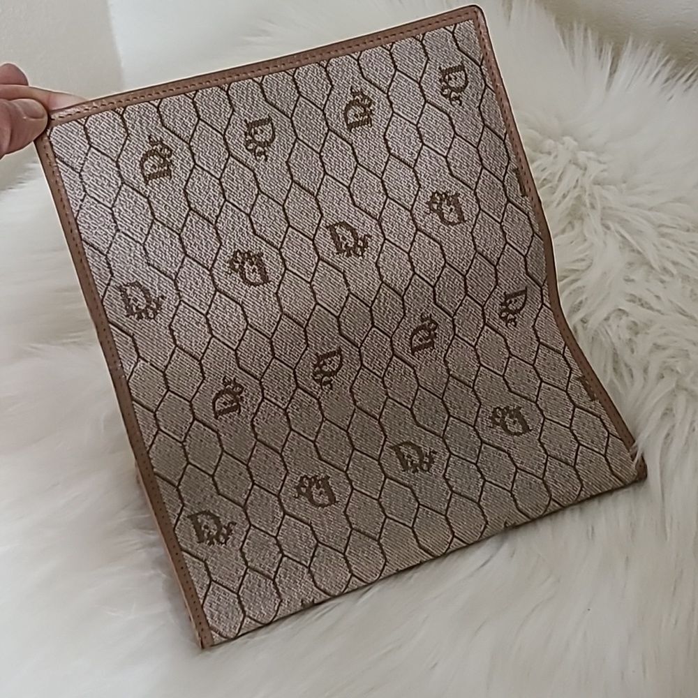 💯Authentic Christian Dior Long Wallet🍀 - Picture 4 of 10